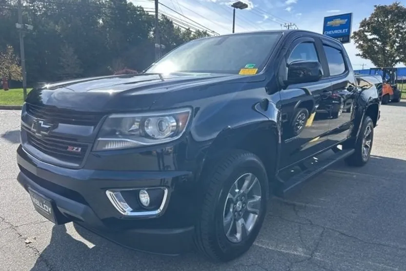 2019 Chevrolet Colorado Z71 photo 1