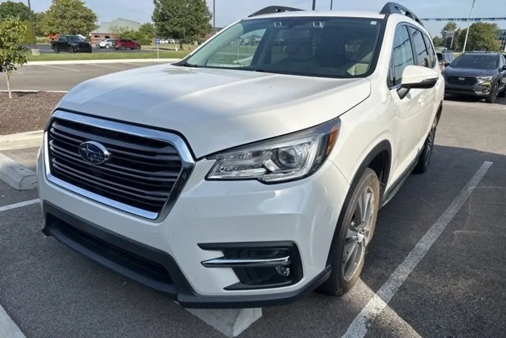 2020 Subaru Ascent Limited photo 1