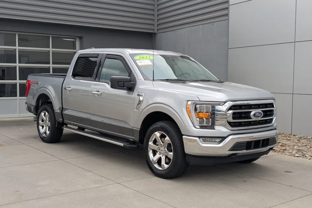 2022 Ford F-150 XLT photo 1