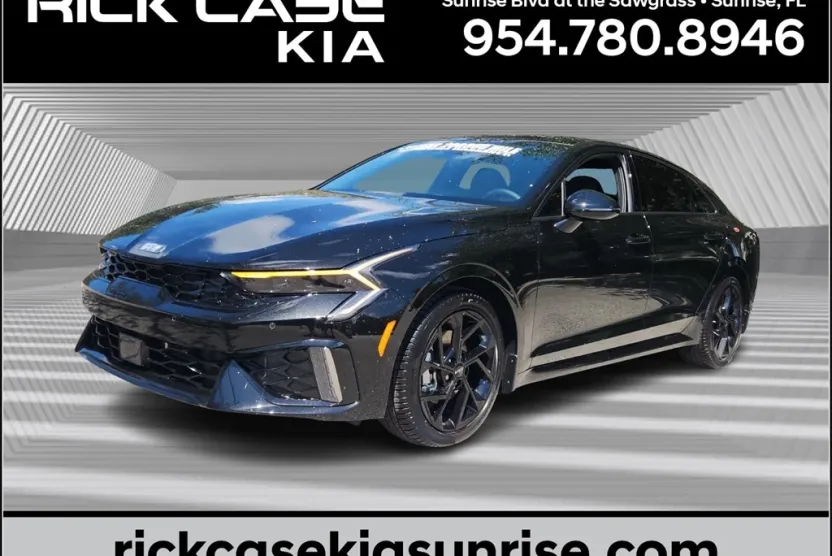 2026 Kia K5 GT-Line photo 1