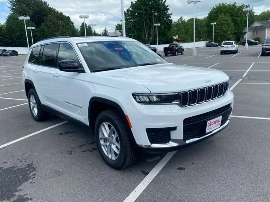 2025 Jeep Grand Cherokee L photo 1