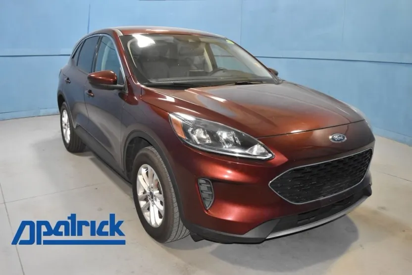 2021 Ford Escape SE Sport photo 1