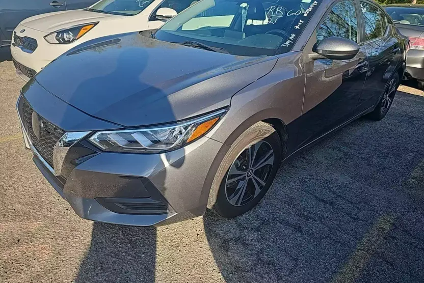 2021 Nissan Sentra SV photo 1