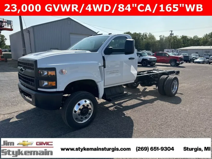 2024 Chevrolet Silverado 6500HD Work Truck photo 1