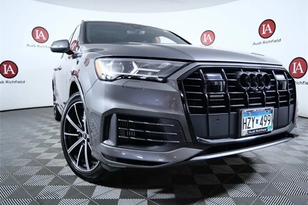2022 Audi Q7 55 Premium Plus photo 1