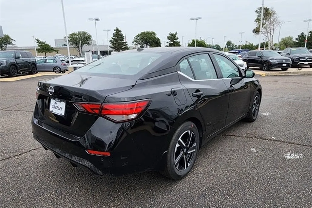 2025 Nissan Sentra SV photo 1