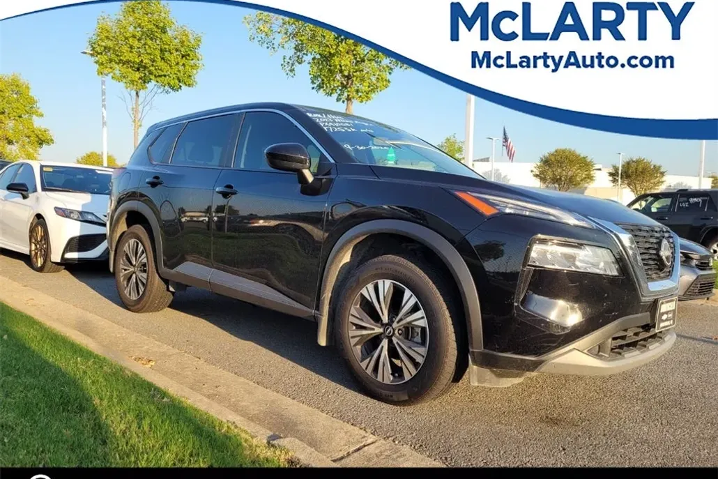 2023 Nissan Rogue SV photo 1