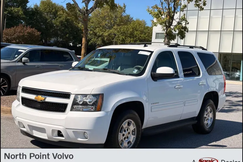 2014 Chevrolet Tahoe LT photo 1