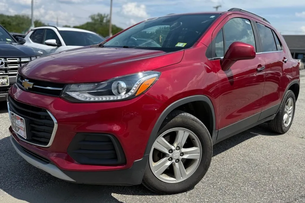 2018 Chevrolet Trax LT photo 1