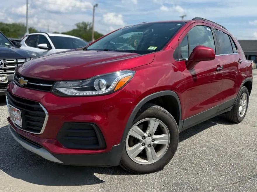 2018 Chevrolet Trax LT photo 1