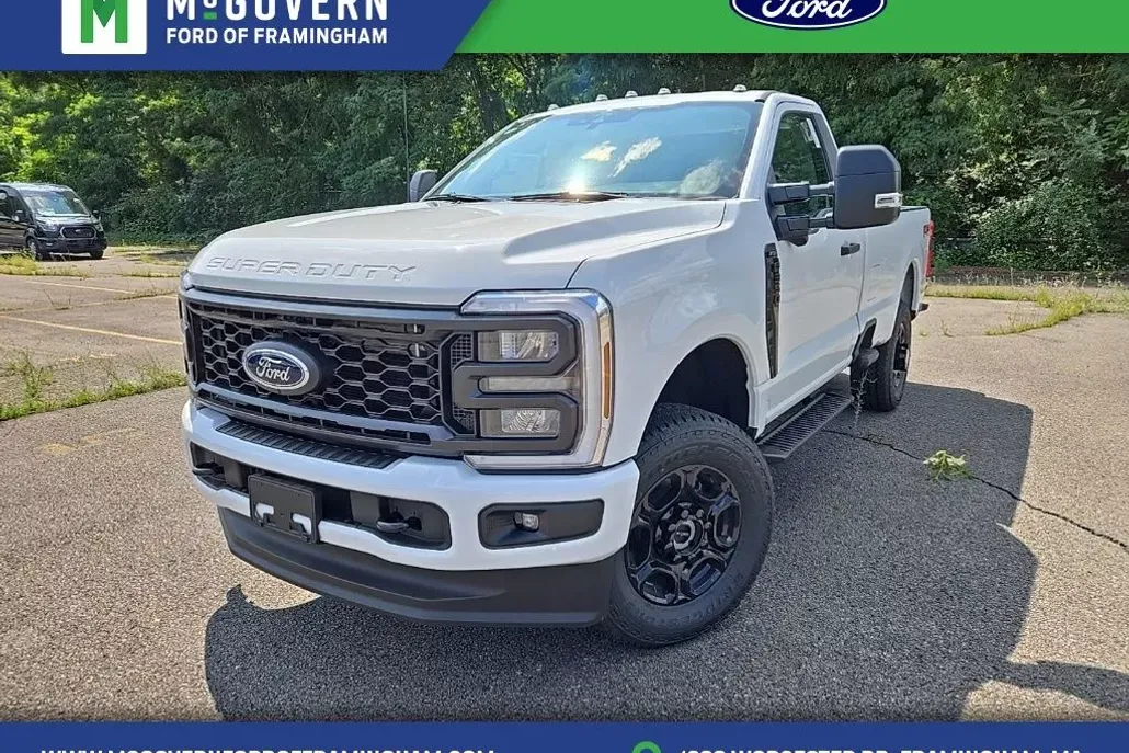 2025 Ford F-350 XL photo 1
