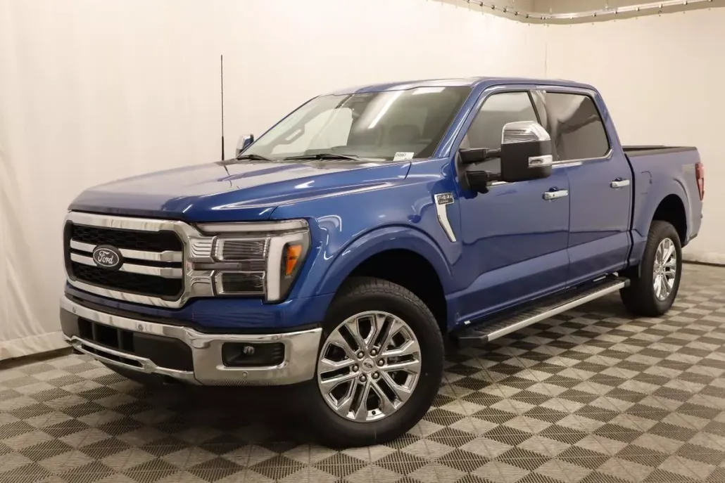 2025 Ford F-150 Lariat photo 1