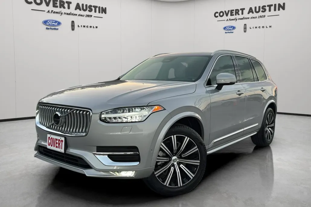 2024 Volvo XC90 B5 Plus photo 1