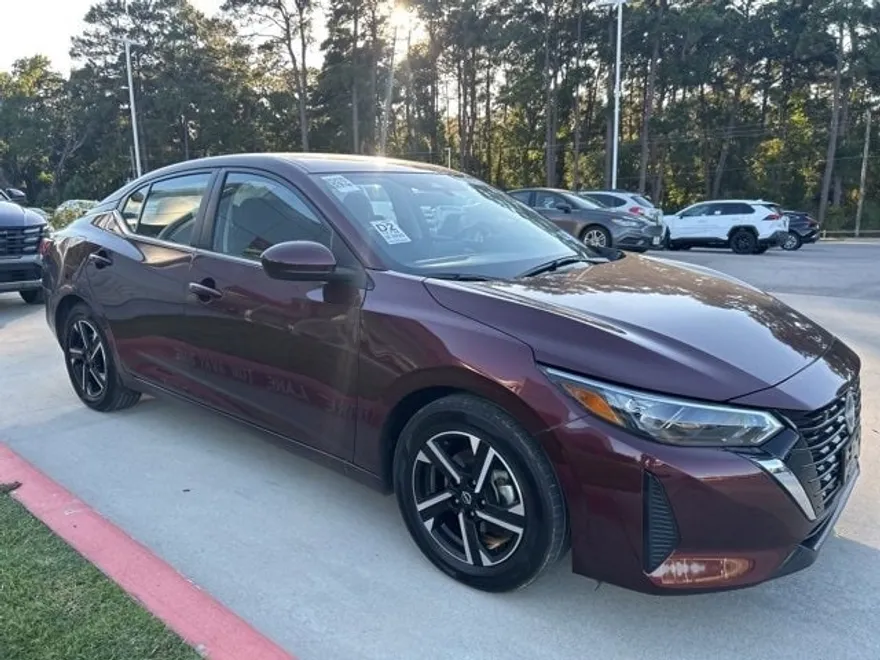 2025 Nissan Sentra SV photo 1