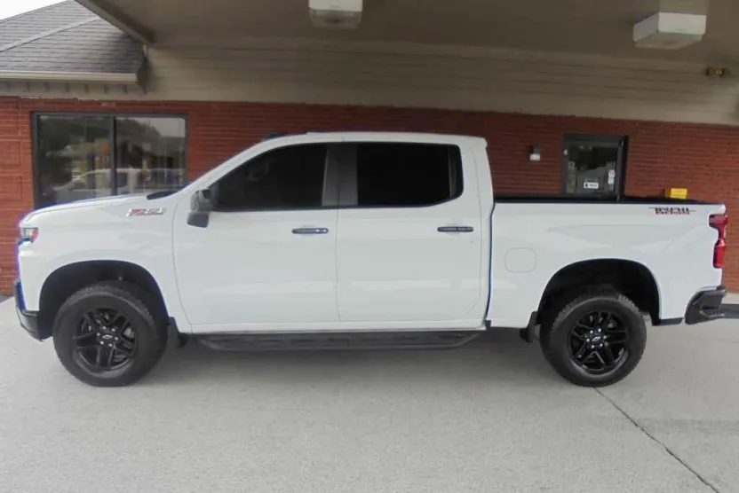 2022 Chevrolet Silverado 1500 LT Trail Boss Z71 photo 1