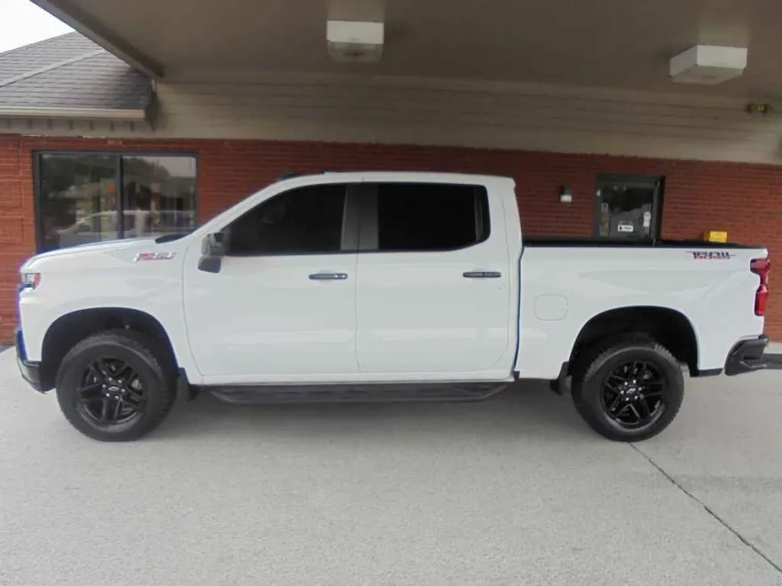 2022 Chevrolet Silverado 1500 LT Trail Boss Z71 photo 1