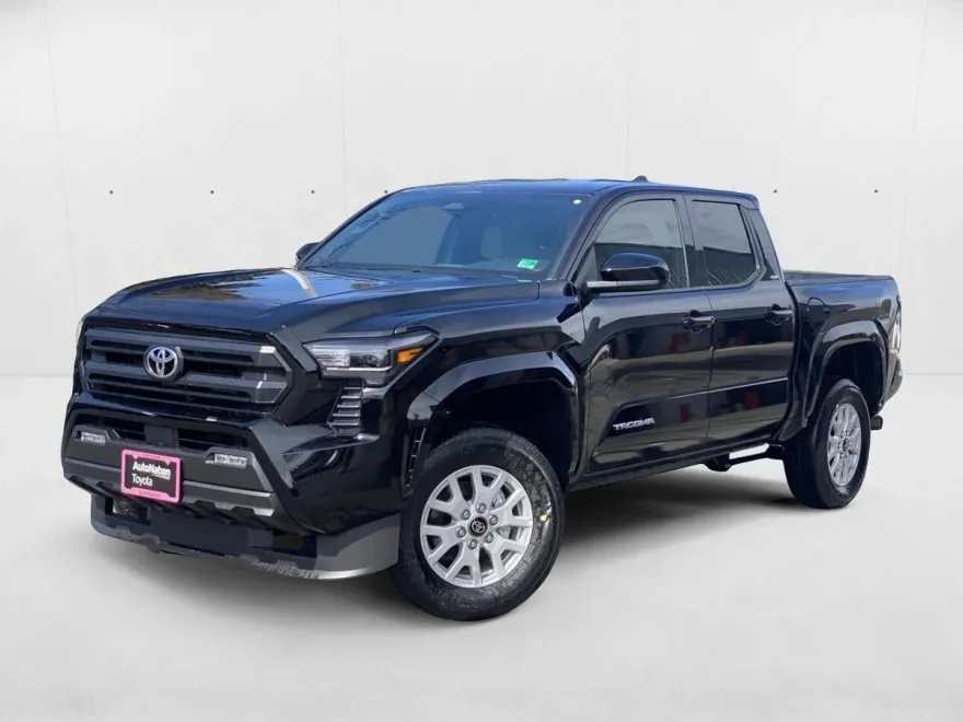 2025 Toyota Tacoma SR5 Double Cab photo 1