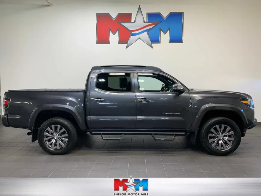 2021 Toyota Tacoma Limited Double Cab V6 photo 1