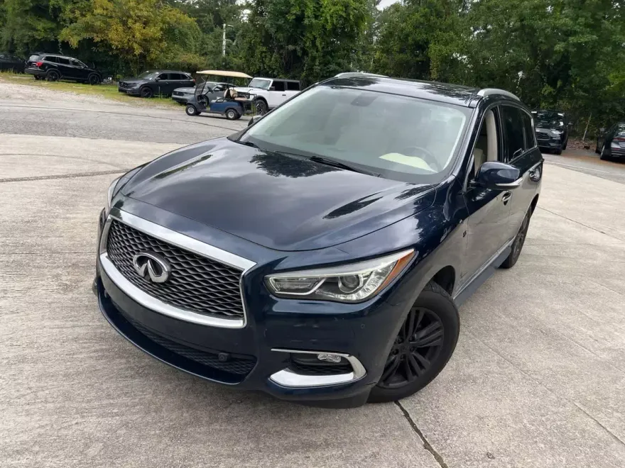 2017 Infiniti QX60 photo 1