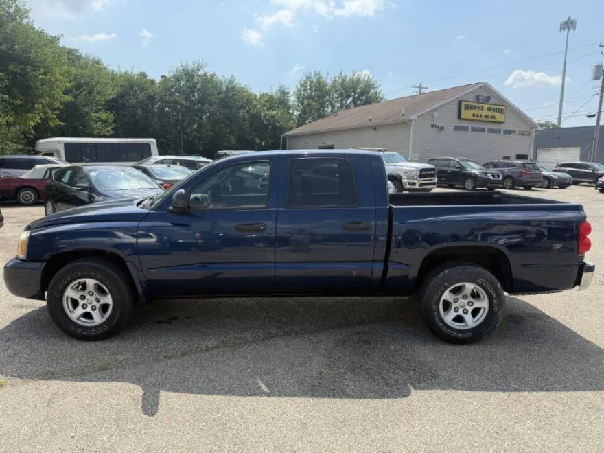 2006 Dodge Dakota SLT photo 1