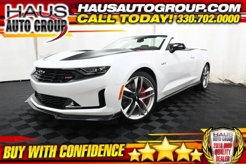 2022 Chevrolet Camaro LT1 photo 1