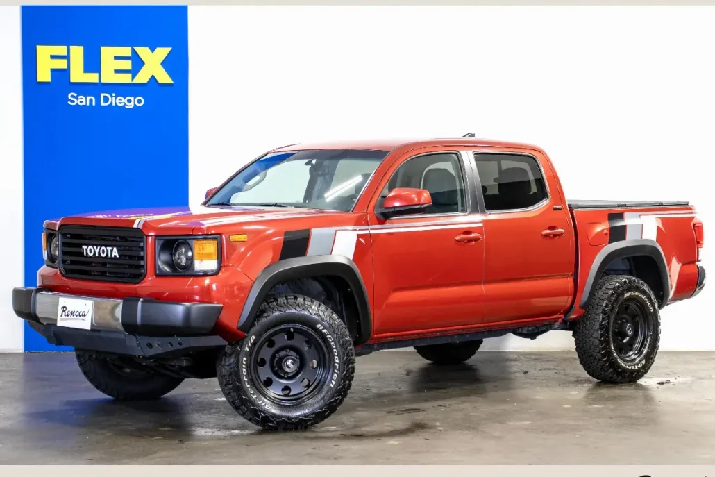 2017 Toyota Tacoma Double Cab SR5 photo 1