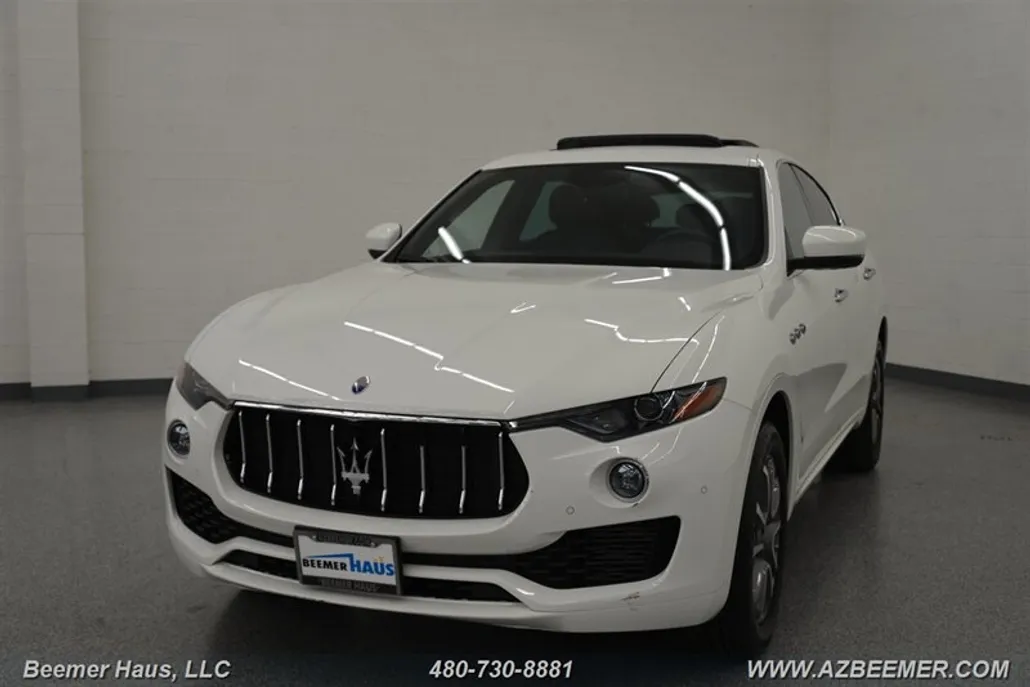 2021 Maserati Levante photo 1