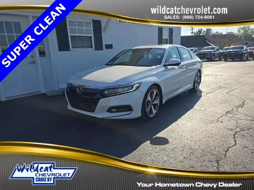 2018 Honda Accord Touring photo 1