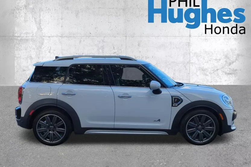2019 Mini Countryman S ALL4 photo 1