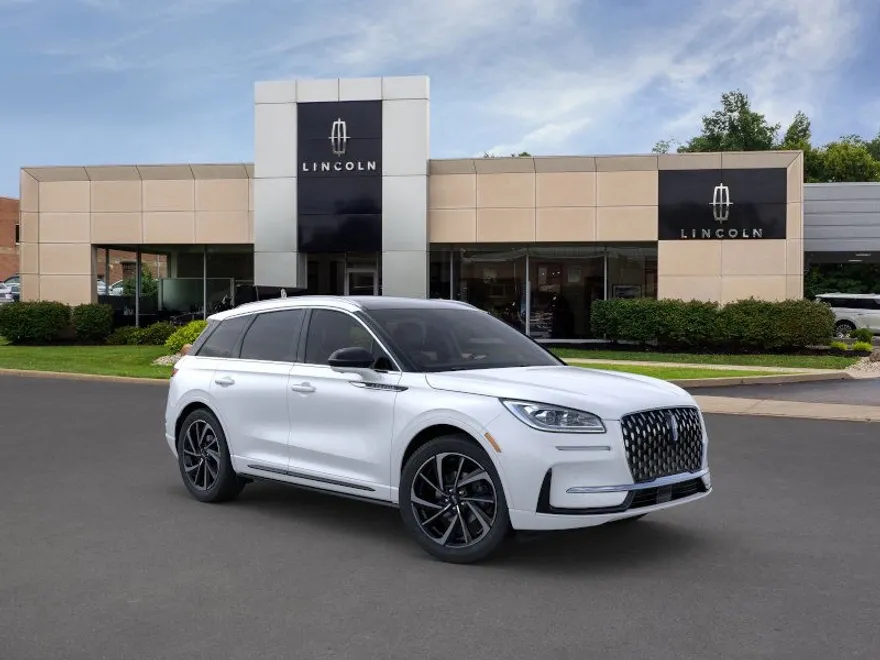 2024 Lincoln Corsair Grand Touring photo 1