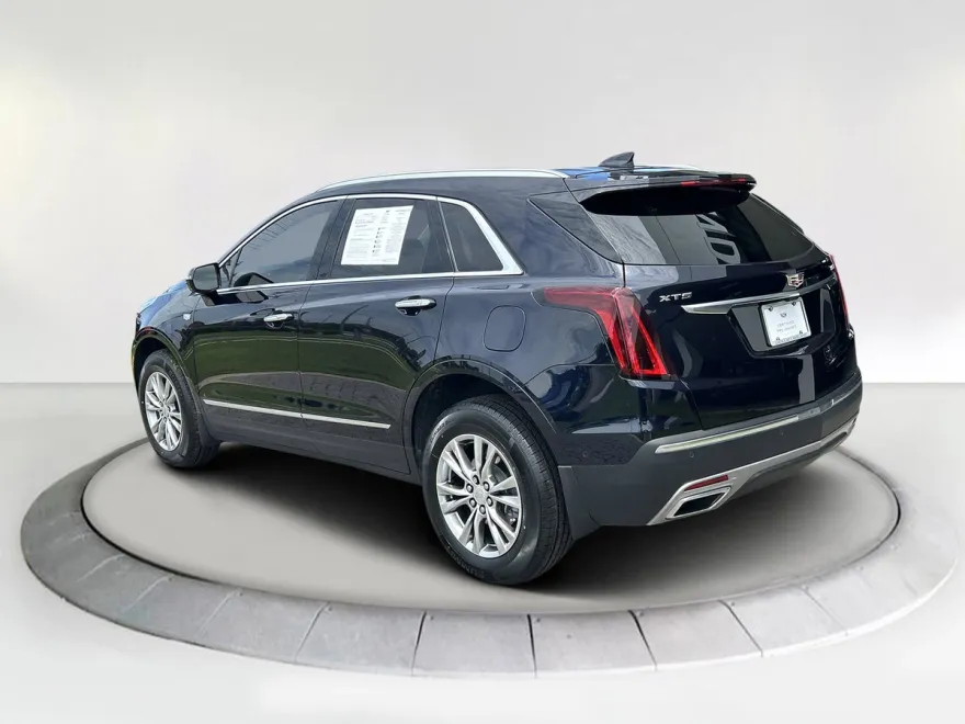 2022 Cadillac XT5 Premium Luxury photo 1