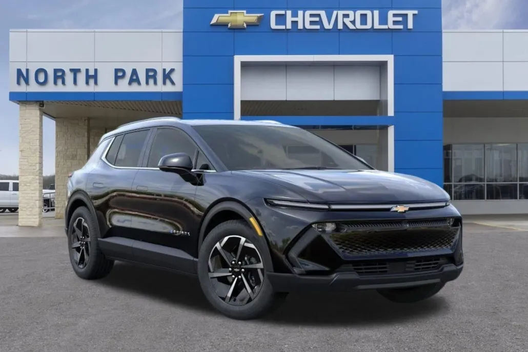 2026 Chevrolet Equinox EV 1LT photo 1