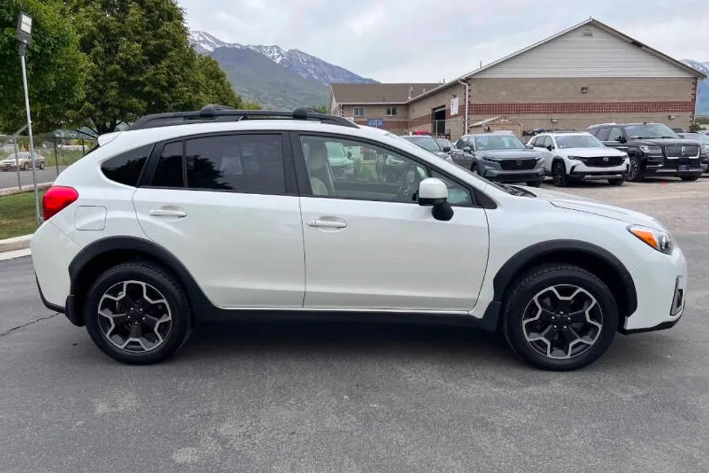 2014 Subaru Crosstrek 2.0i Limited photo 1