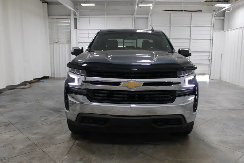 2021 Chevrolet Silverado 1500 LT photo 1