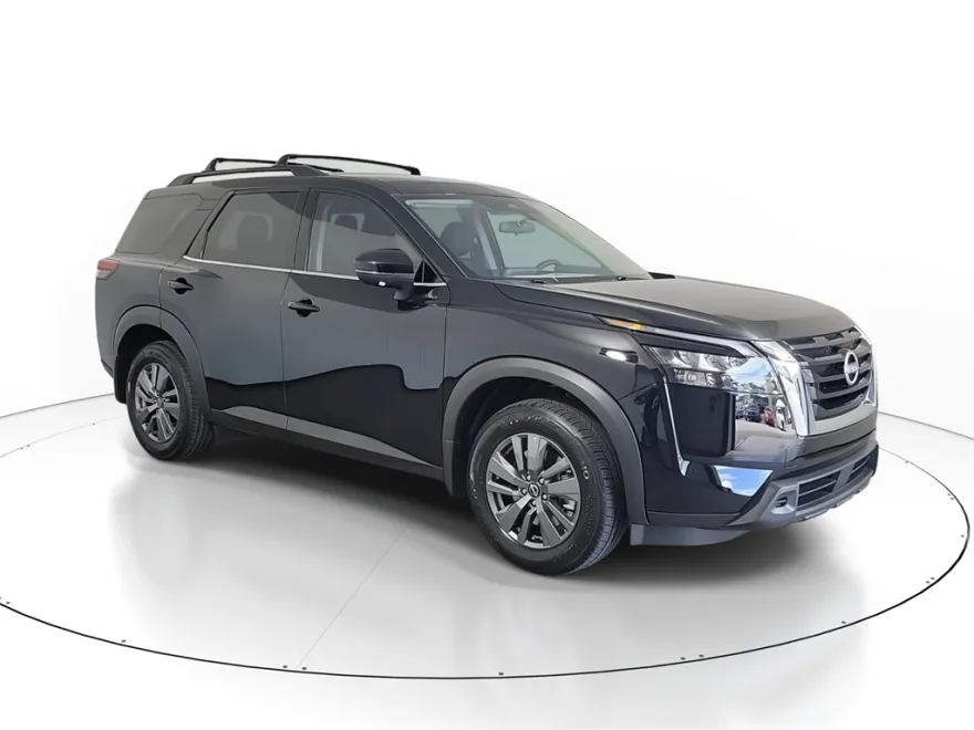 2025 Nissan Pathfinder SV photo 1