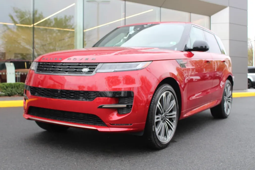 2025 Land Rover Range Rover Sport SE photo 1
