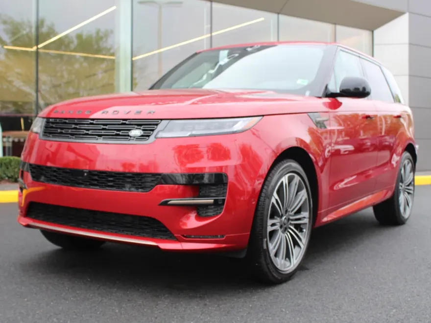 2025 Land Rover Range Rover Sport SE photo 1