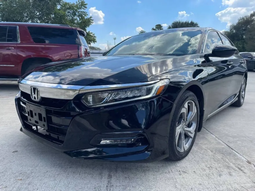 2018 Honda Accord EX photo 1