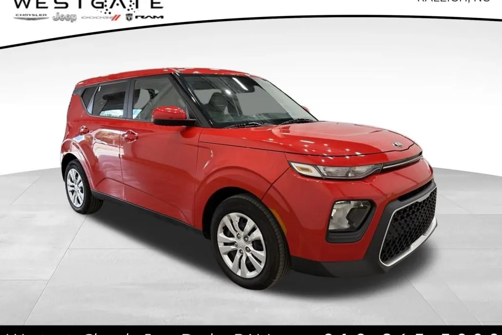 2021 Kia Soul LX photo 1