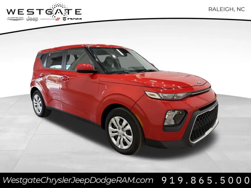 2021 Kia Soul LX photo 1