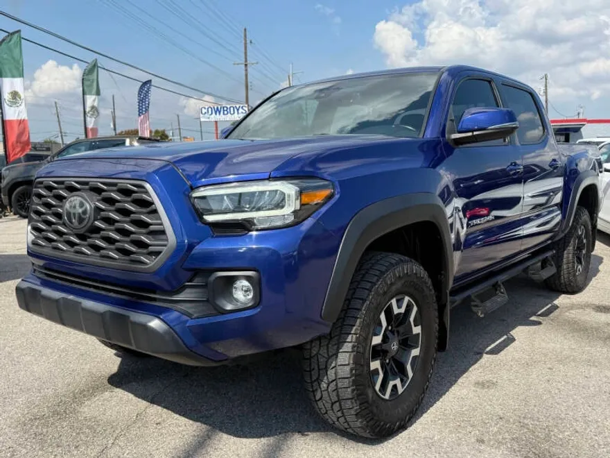 2022 Toyota Tacoma TRD Off-Road photo 1