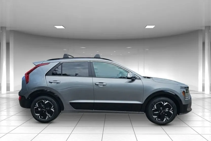 2024 Kia Niro EV Wind photo 1