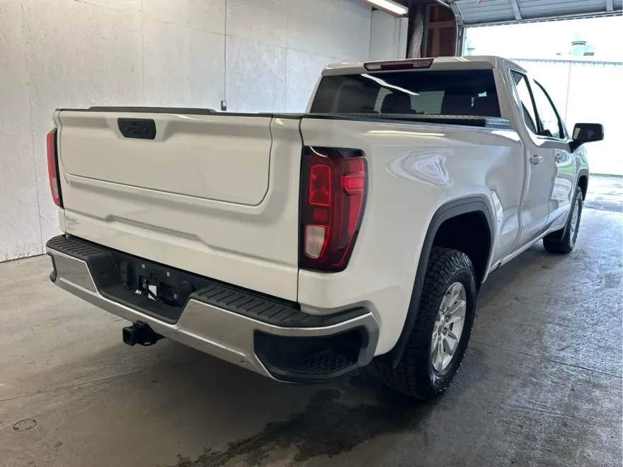 2021 Gmc Sierra 1500 SLE photo 1