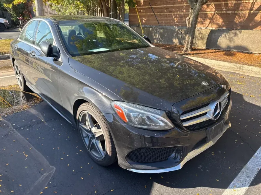 2018 Mercedes Benz C 300 4MATIC photo 1