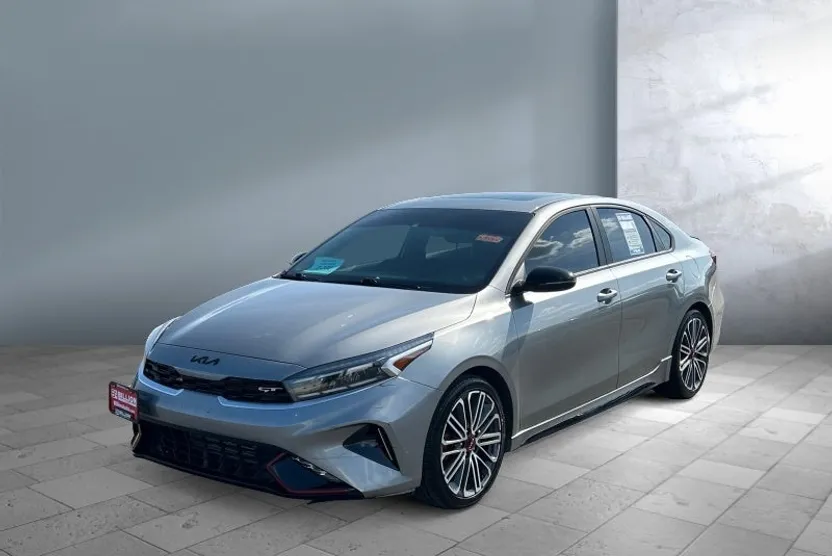 2022 Kia Forte GT photo 1