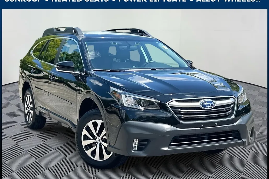 2022 Subaru Outback Premium photo 1