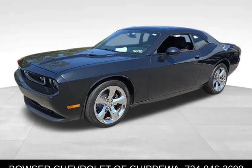 2014 Dodge Challenger R/T photo 1