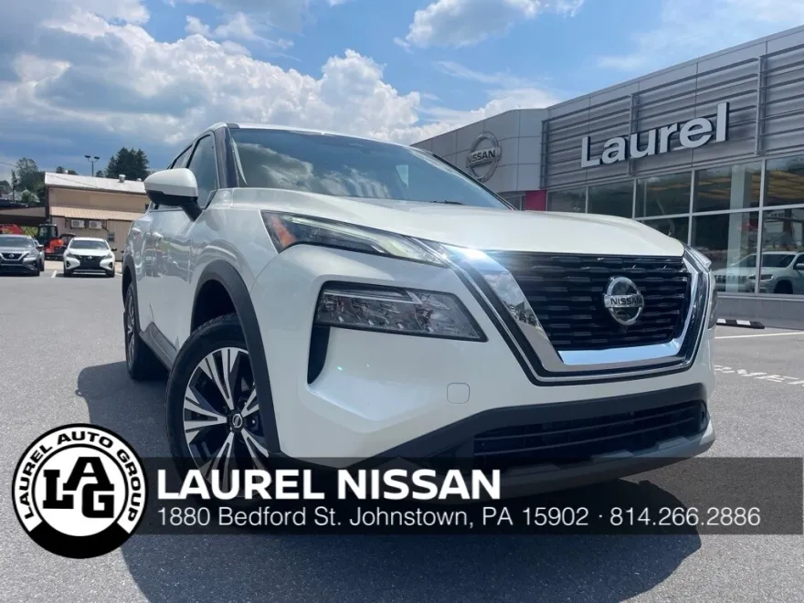 2021 Nissan Rogue SV photo 1