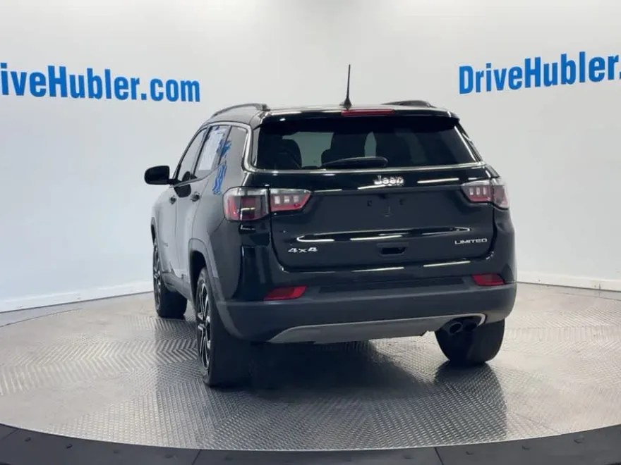 2022 Jeep Compass Limited photo 1