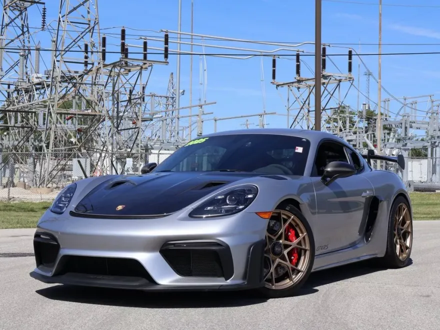 2025 Porsche Cayman GT4 RS photo 1